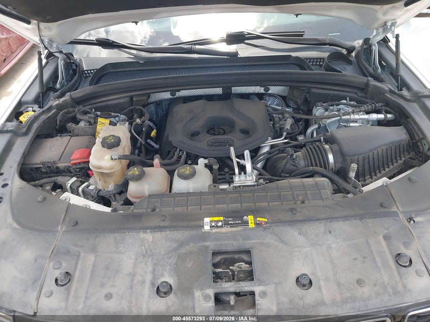 JEEP GRAND CHEROKEE 4XE - zdjęcie 10