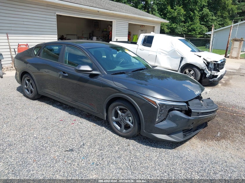 Vin: 3kpft4de8se178764, lot: 46071663, kia k4 lxs 2025 img_1