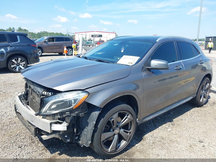 2015 MERCEDES-BENZ GLA 250 auction photo 2