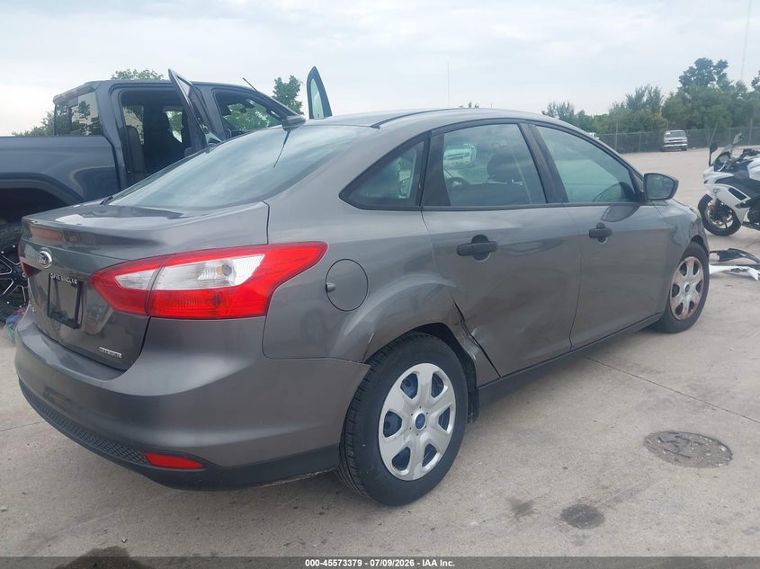 Vin: 1fahp3e23cl463639, lot: 46071708, ford focus s 20124