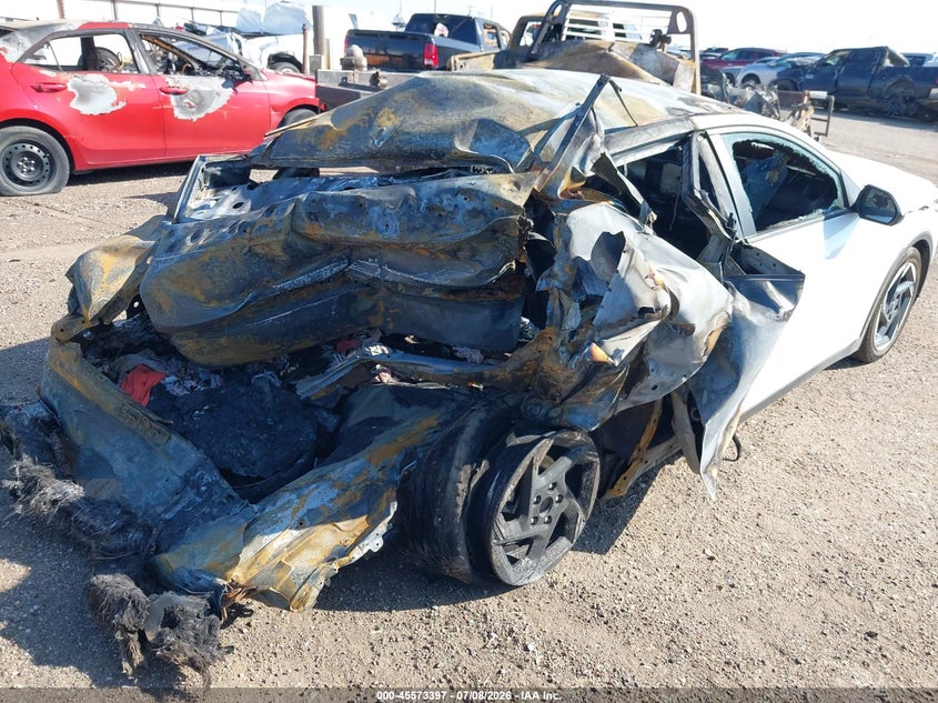 Vin: 3kpfu4de2se175243, lot: 46071726, kia k4 ex 20254