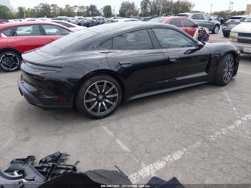 2023 PORSCHE TAYCAN auction photo 4
