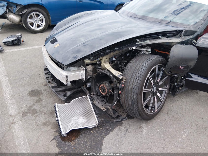 2023 PORSCHE TAYCAN auction photo 6