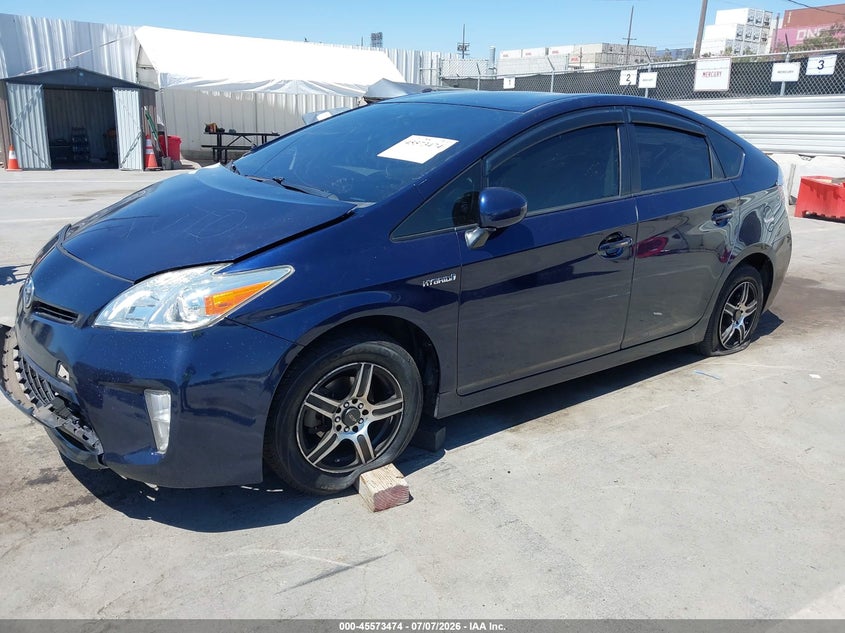 2013 TOYOTA PRIUS auction photo 2