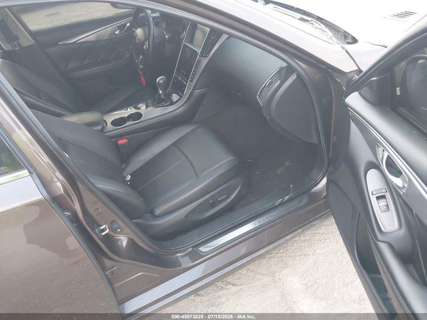 2015 INFINITI Q50 auction photo 5