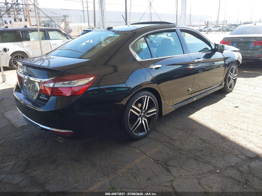 2017 HONDA ACCORD auction photo 4