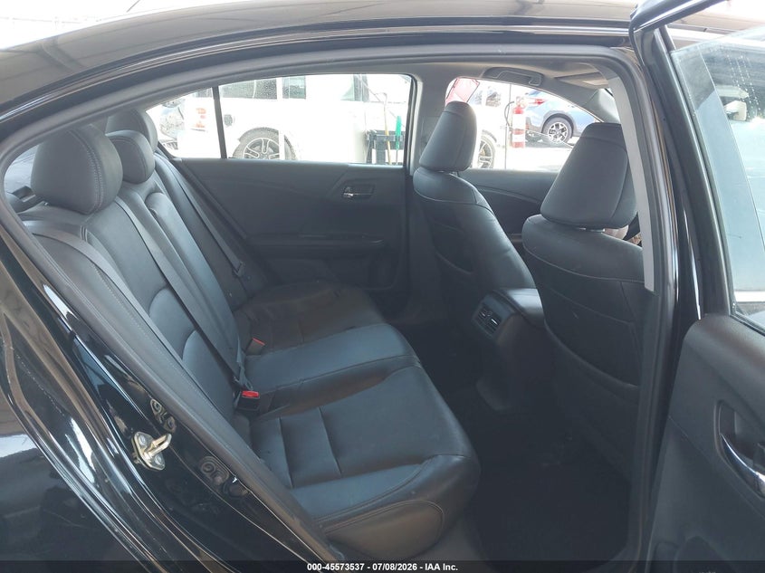 2017 HONDA ACCORD auction photo 8
