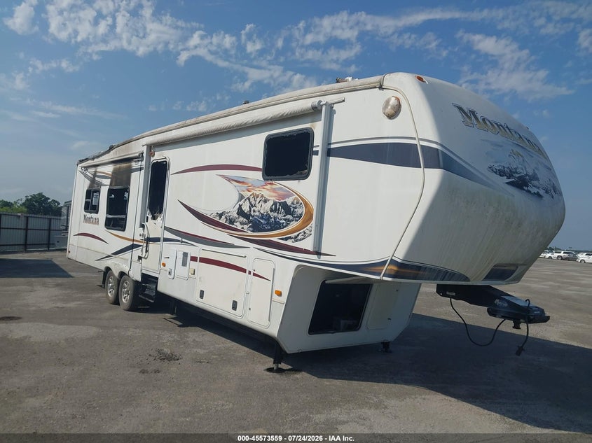 2012 MONTANA TRAVEL TRAILER auction photo 1