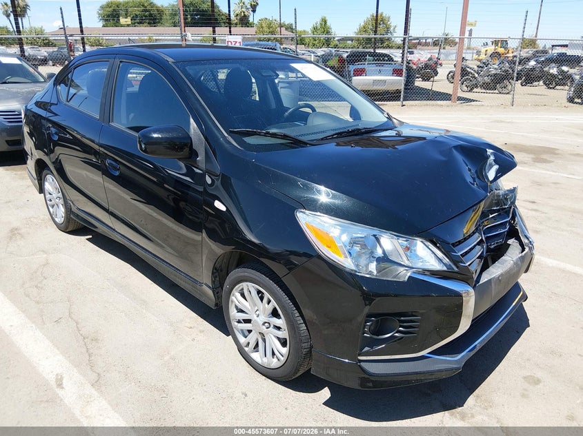 2021 Mitsubishi G4 Carbonite Edition/es/le