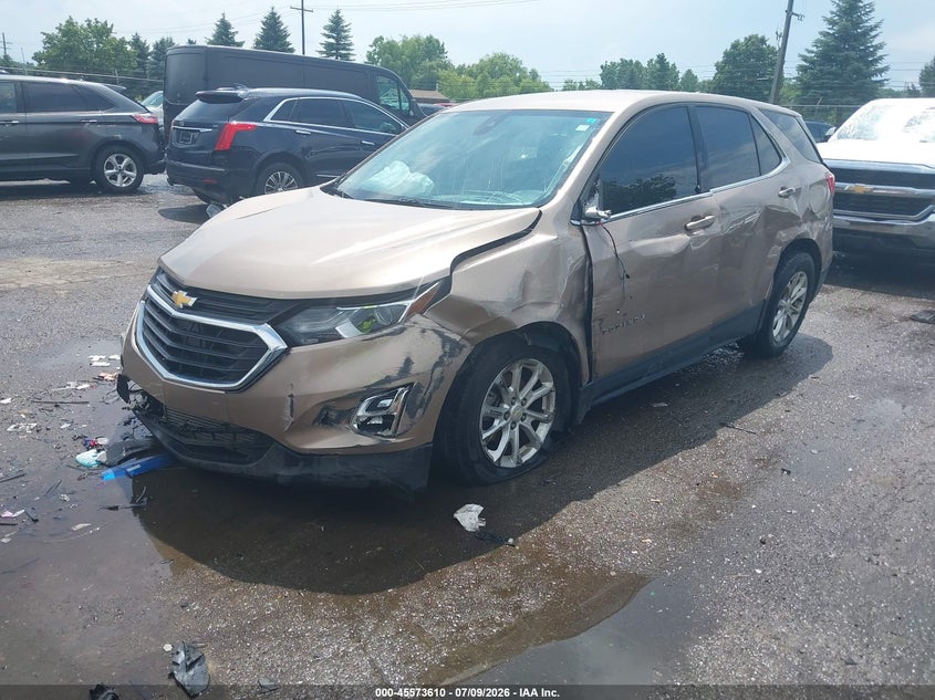 2019 Chevrolet Equinox, Front & Rear, IAAI, VIN 2GNAXJEV2K6239139 — photo 2