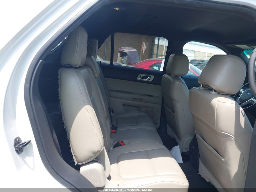 2011 FORD EXPLORER auction photo 8