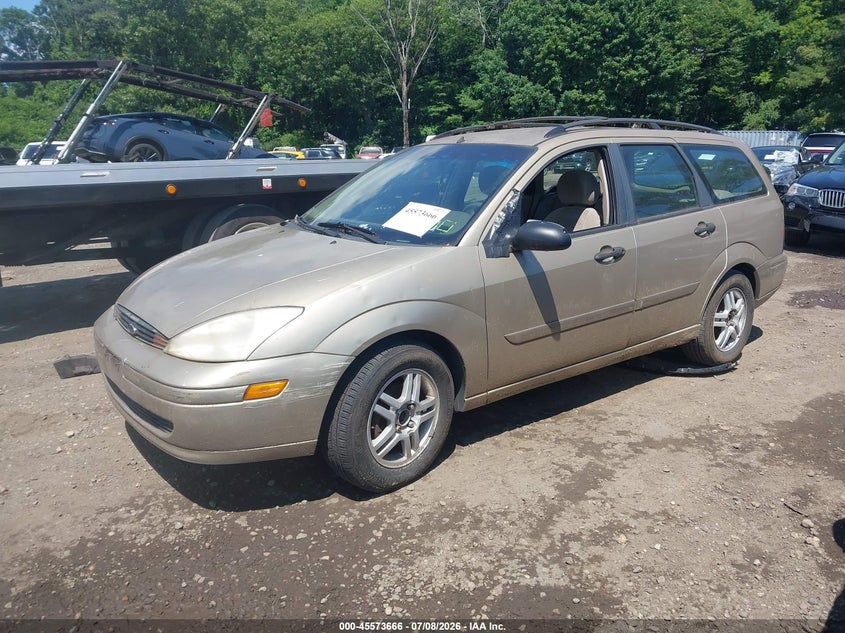 2000 Ford Focus, Normal Wear & Tear, IAAI, VIN 1FAFP3630YW249759 — photo 2