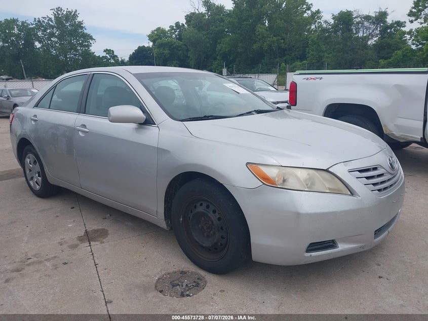 2009 TOYOTA CAMRY LE