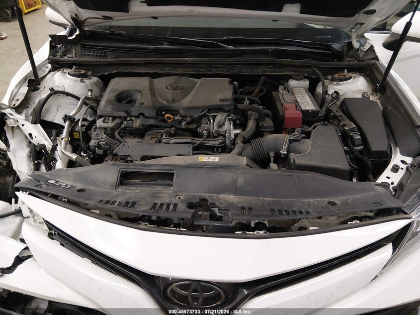 TOYOTA CAMRY - zdjęcie 10