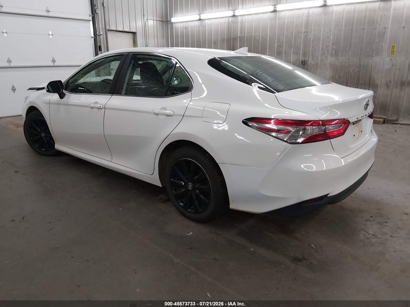 TOYOTA CAMRY - zdjęcie 3