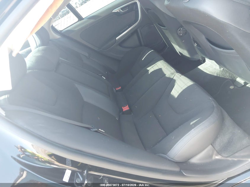 2012 Volvo S60 T5 VIN: YV1622FS0C2117444 Lot: 45573872