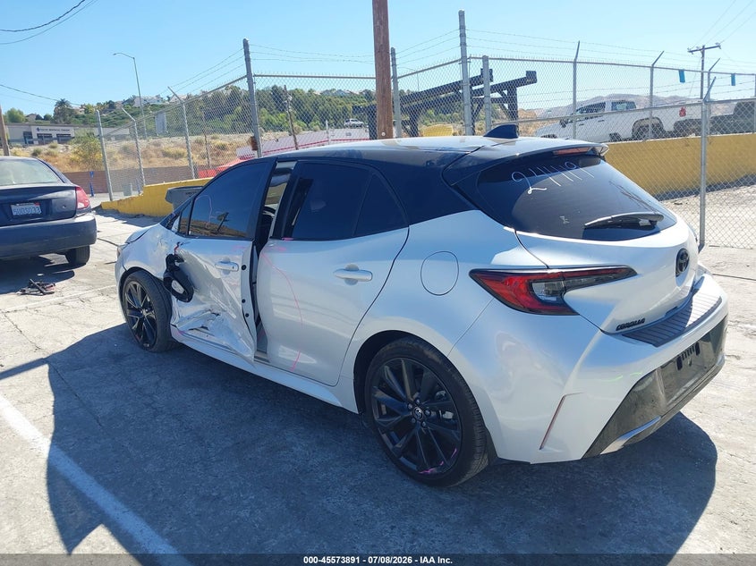 AtlanticExpress - Toyota Corolla