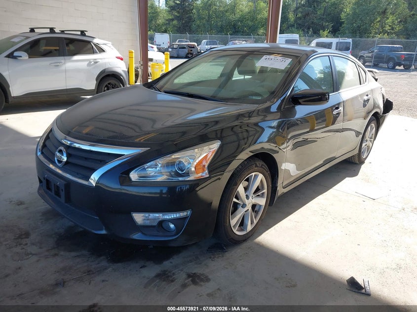 2013 Nissan Altima, Rear, IAAI, VIN 1N4AL3AP4DC119950 — photo 2