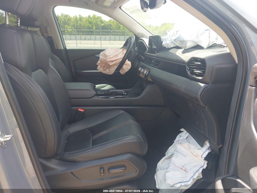2025 HONDA PILOT auction photo 5