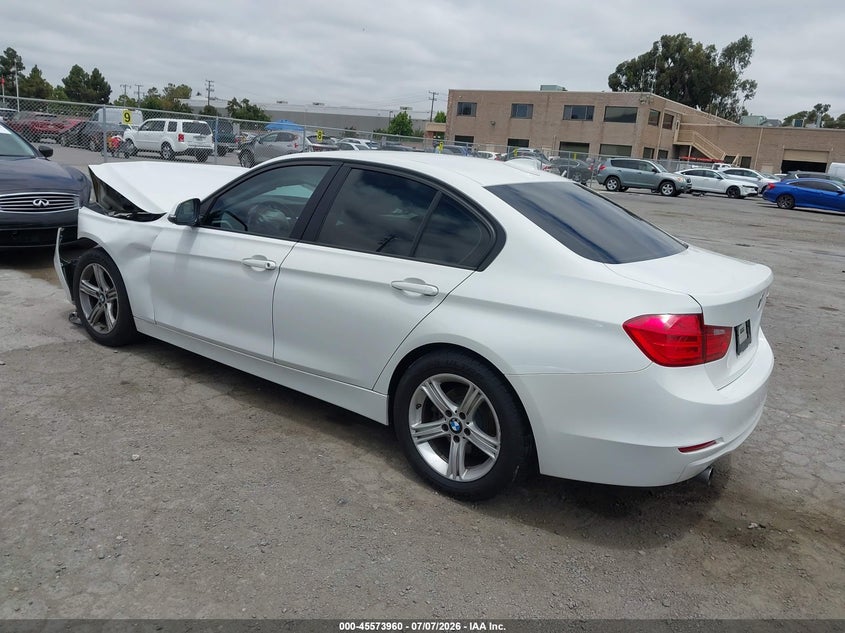 2014 BMW 320I auction photo 3