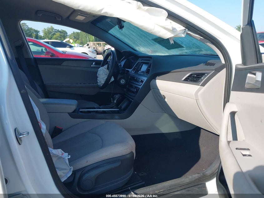 2017 HYUNDAI SONATA auction photo 5