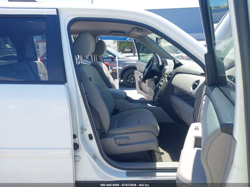 2015 HONDA PILOT auction photo 5