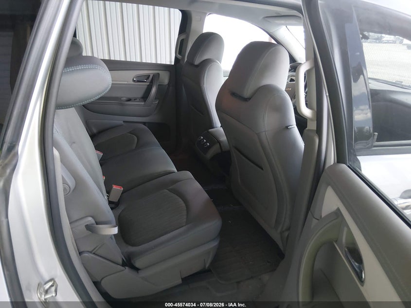 2017 CHEVROLET TRAVERSE auction photo 8