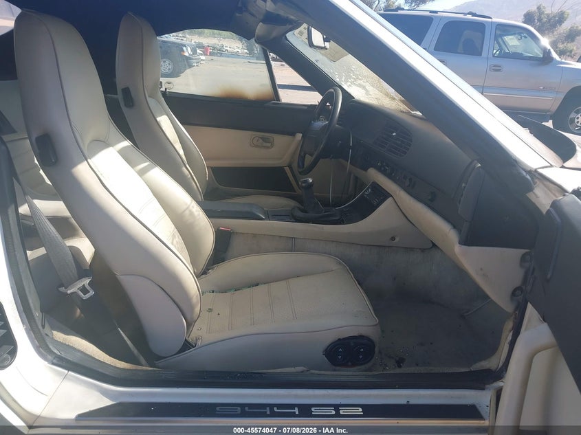 1990 PORSCHE 944 auction photo 5