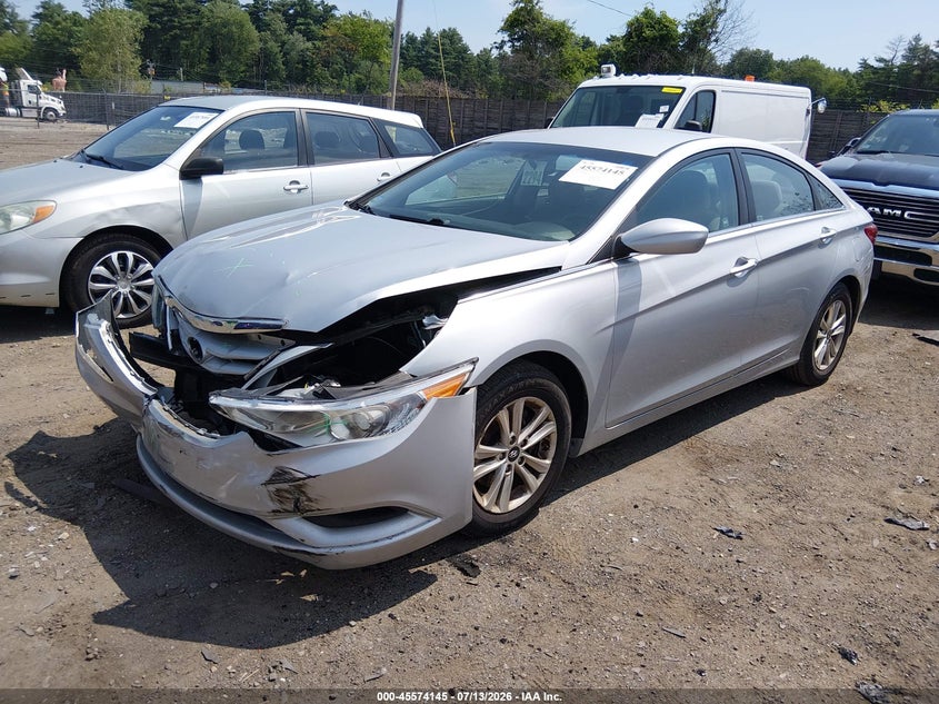 5NPEB4AC0DH791588 2013 Hyundai Sonata Gls photo 1