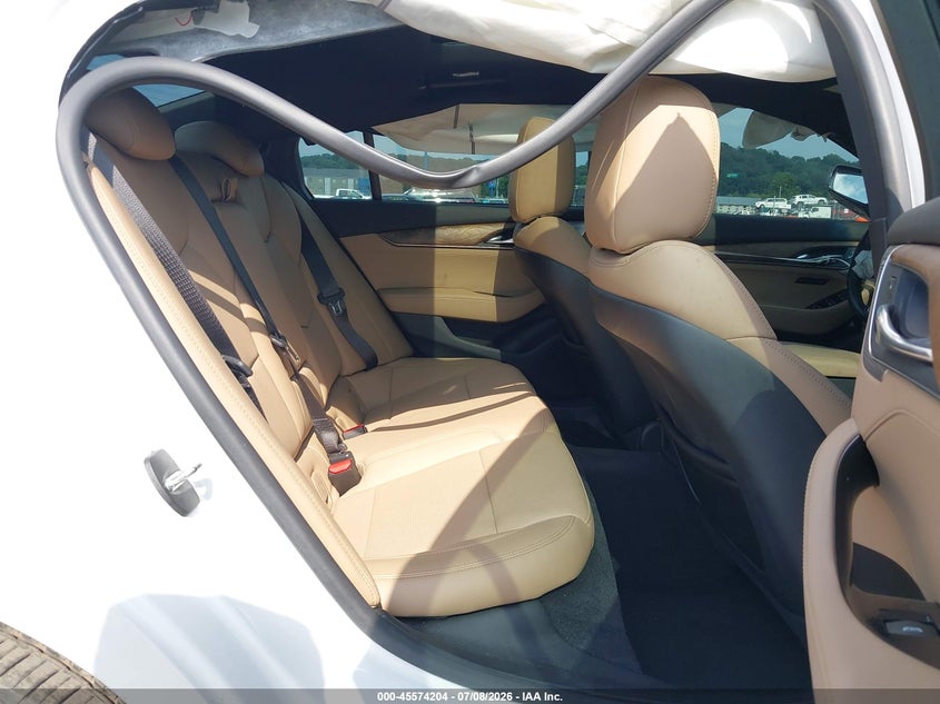 CADILLAC CT5 - zdjęcie 8