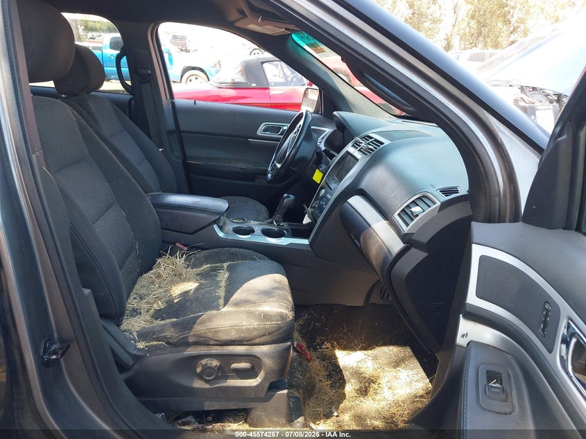 2013 FORD EXPLORER auction photo 5