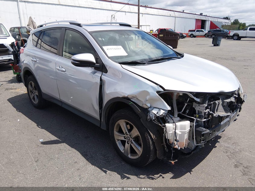 2015 TOYOTA RAV4 auction photo 1