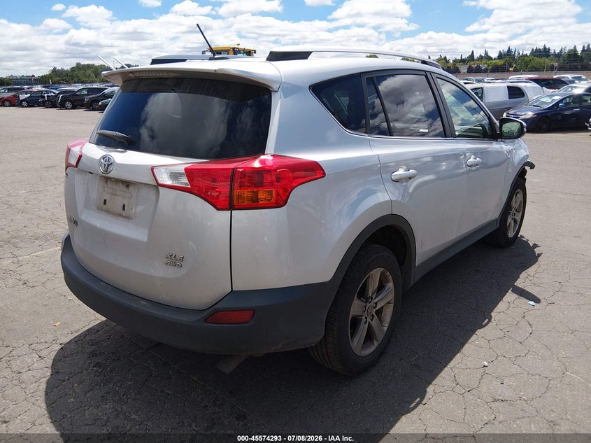 2015 TOYOTA RAV4 auction photo 4
