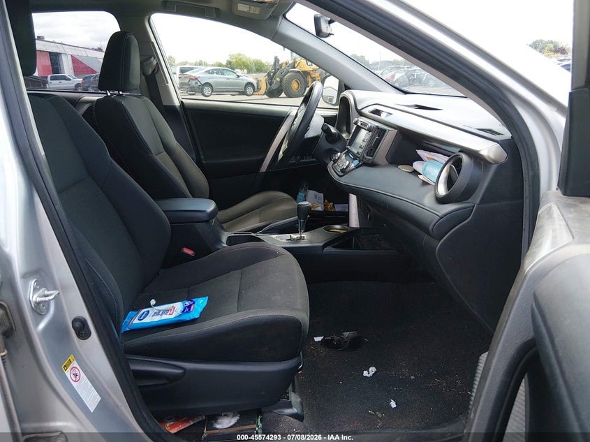 2015 TOYOTA RAV4 auction photo 5