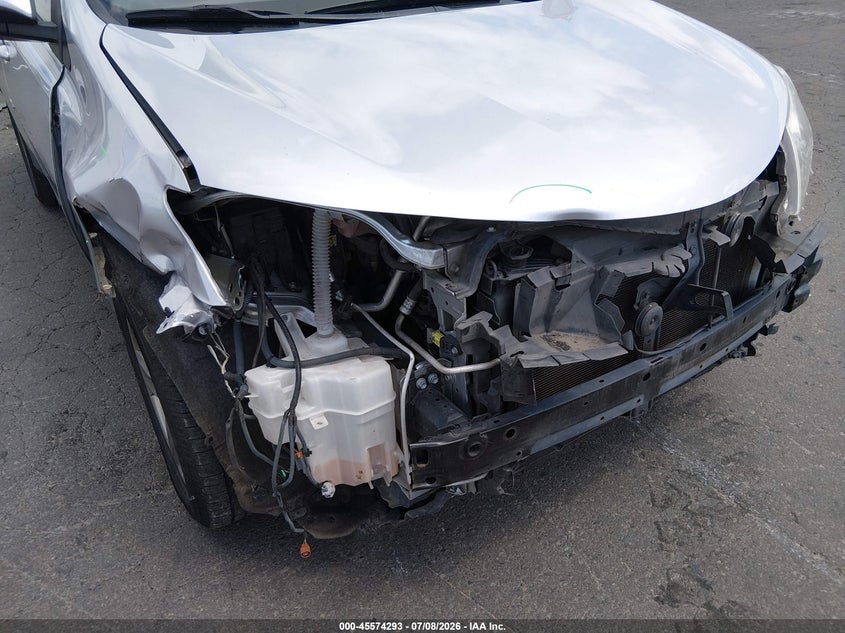 2015 TOYOTA RAV4 auction photo 6