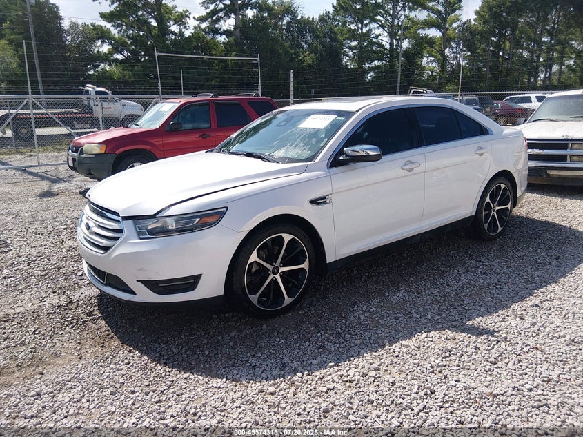 2015 FORD TAURUS auction photo 2