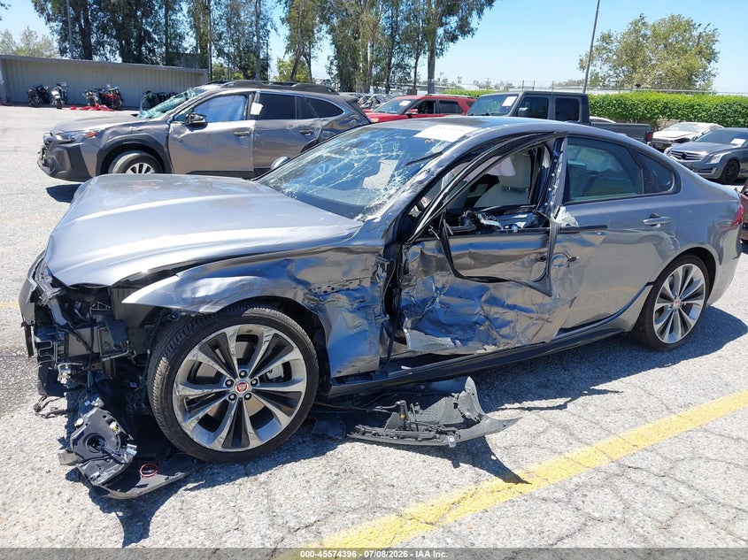 2021 Jaguar Xf R-Dynamic Se P300 Awd Automatic VIN: SAJBL4GX3MCY90171 Lot: 45574396