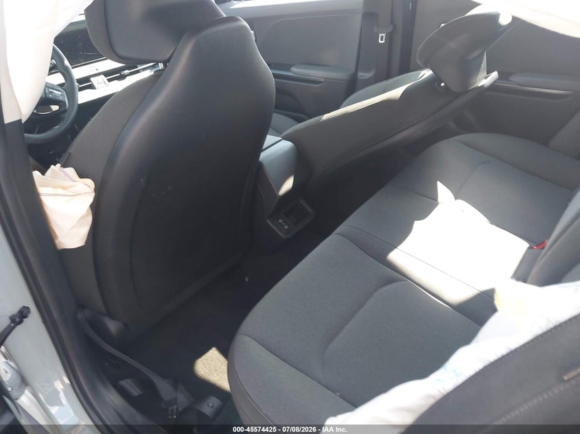 2025 KIA K4 auction photo 8