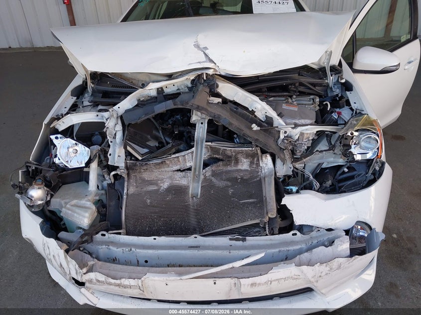 2013 Toyota Prius C Three VIN: JTDKDTB32D1050856 Lot: 45574427