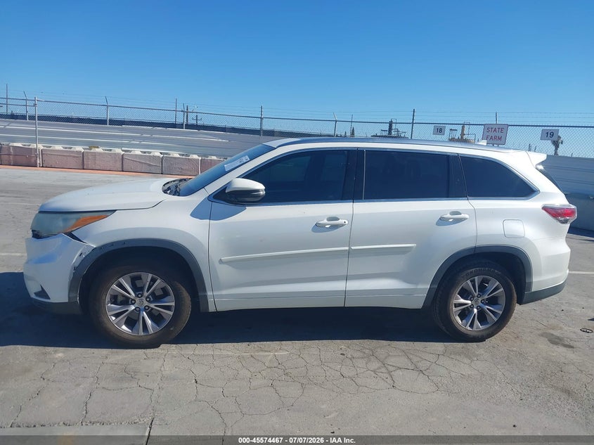 2015 Toyota Highlander Xle V6 VIN: 5TDKKRFH9FS118817 Lot: 45574467