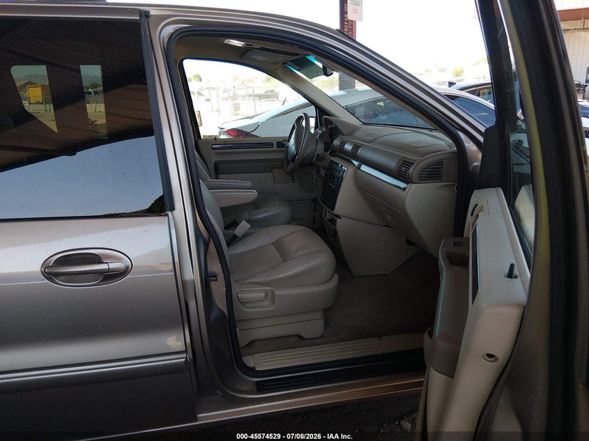 AtlanticExpress - Ford Freestar