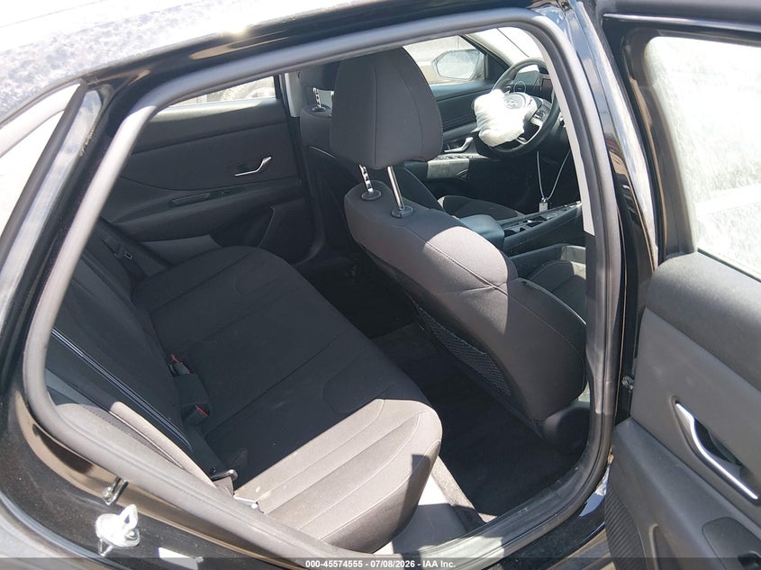 2021 HYUNDAI ELANTRA auction photo 8