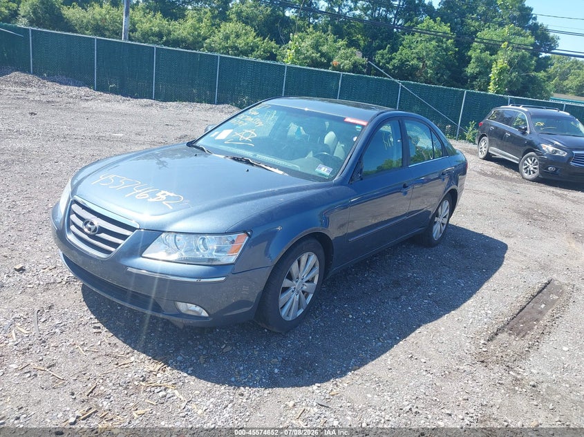2009 HYUNDAI SONATA auction photo 2