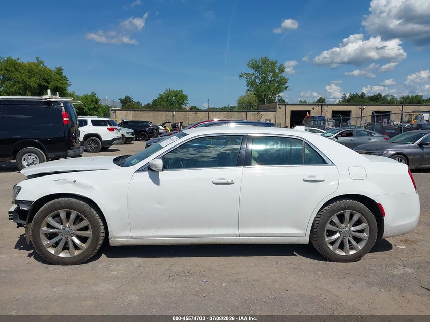 2020 Chrysler 300 Touring L Awd VIN: 2C3CCARG7LH148404 Lot: 45574703