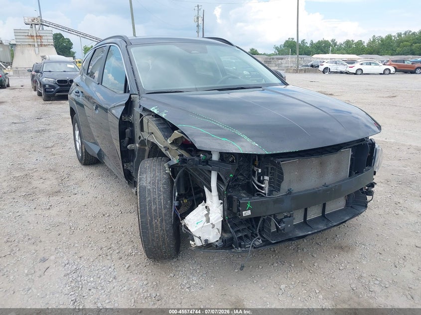 2024 HYUNDAI TUCSON auction photo 6