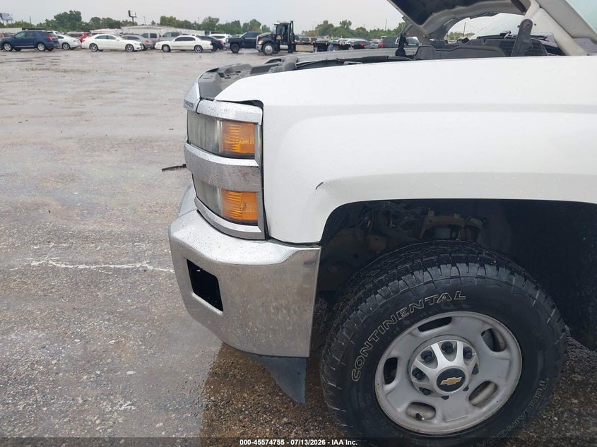 2016 CHEVROLET SILVERADO 2500HD auction photo 6