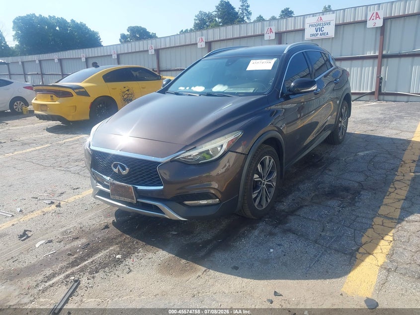 2018 INFINITI QX30 auction photo 2
