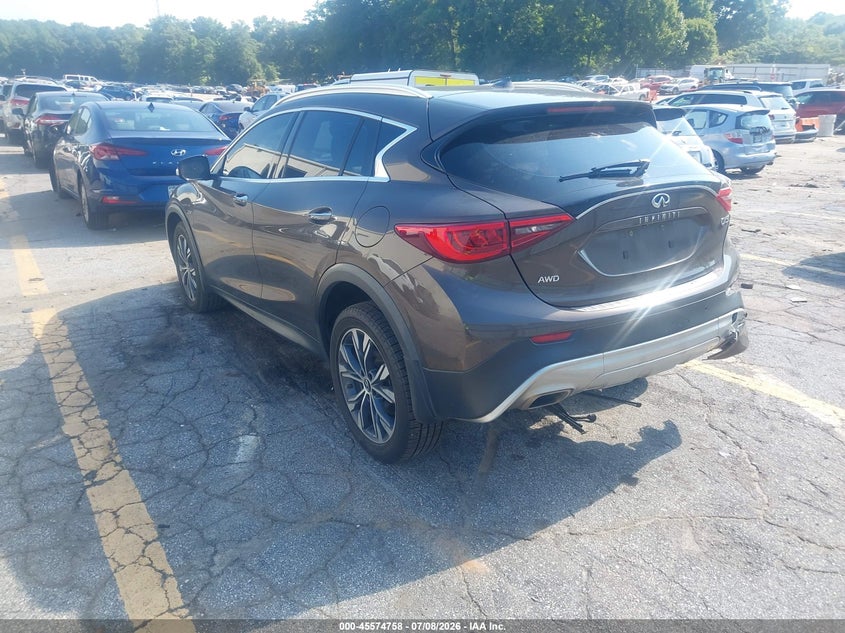 2018 INFINITI QX30 auction photo 3