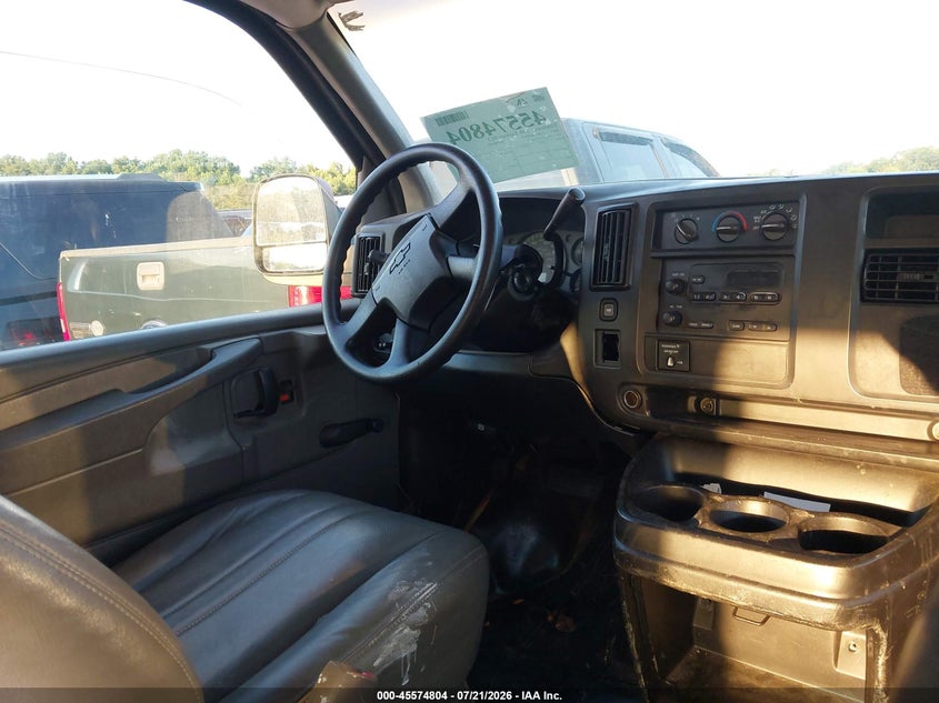 2003 CHEVROLET EXPRESS auction photo 5