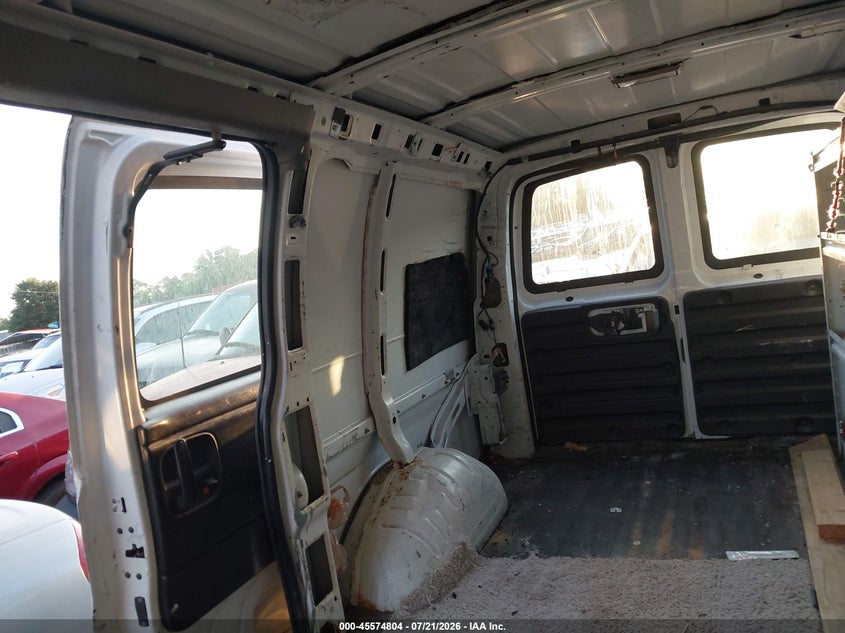 2003 CHEVROLET EXPRESS auction photo 8